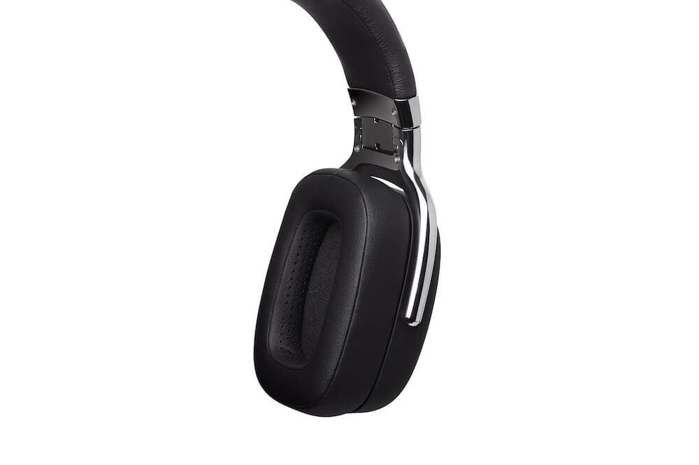 Ear cup of the H880 Headphones