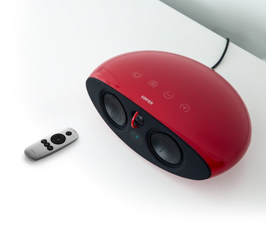 Edifier E255 red speaker with remote
