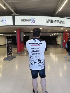 MaddOx_FS getting ready to enter the gamer's paradise