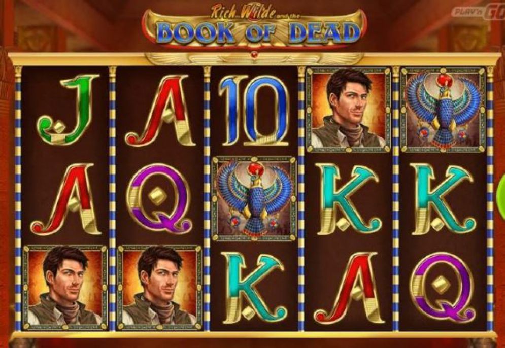 Book of Dead slots with a win line