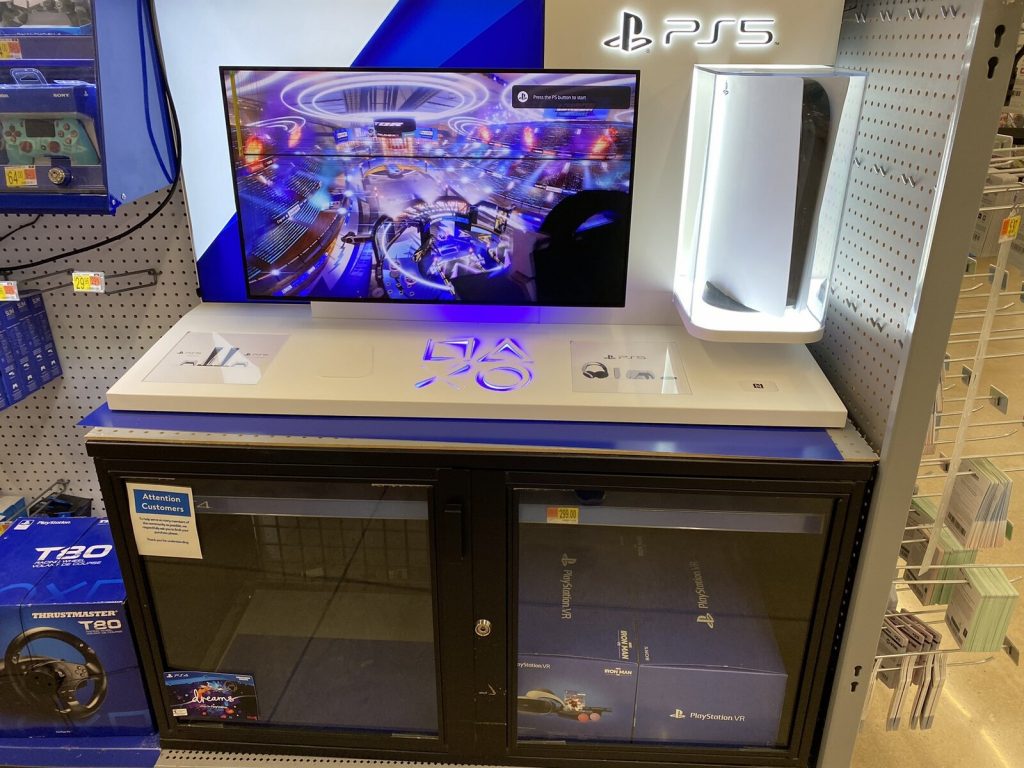 PS5 demo machine in a retail store for video games
