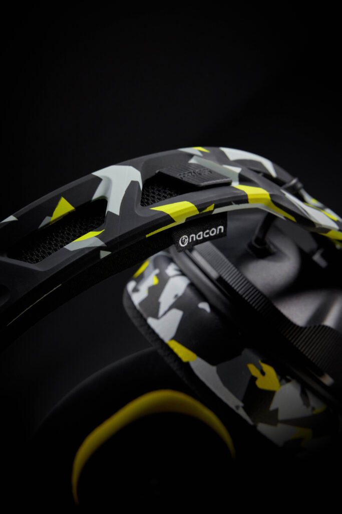 RIG 600 PRO HS Acid Camo head band