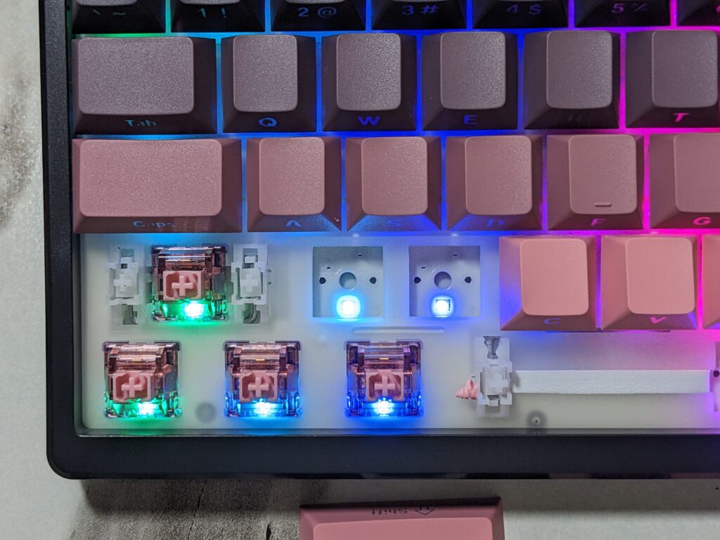 Epomaker HE75 Tri - RGB for each switch