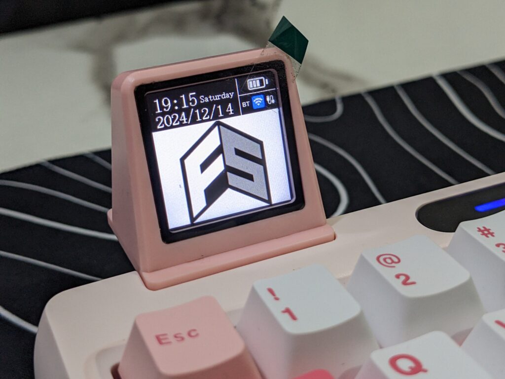 EPOMAKER RT65 - Screen with FULLSYNC Logo