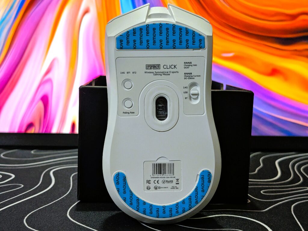 EPOMAKER Click Mouse review – Fast, light, and full of power 14 EPOMAKER Click Mouse - Under Side