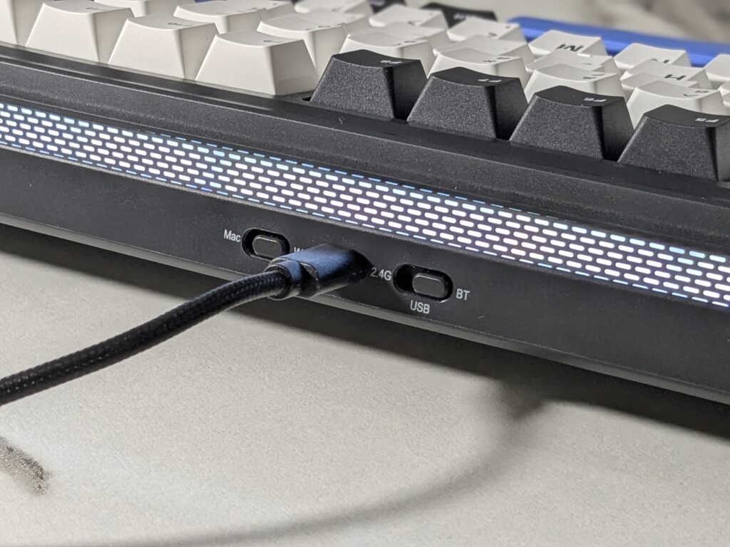 EPOMAKER TH85 review – A compact keyboard with stunning RGB flair 28 EPOMAKER TH85 - Wired Mode