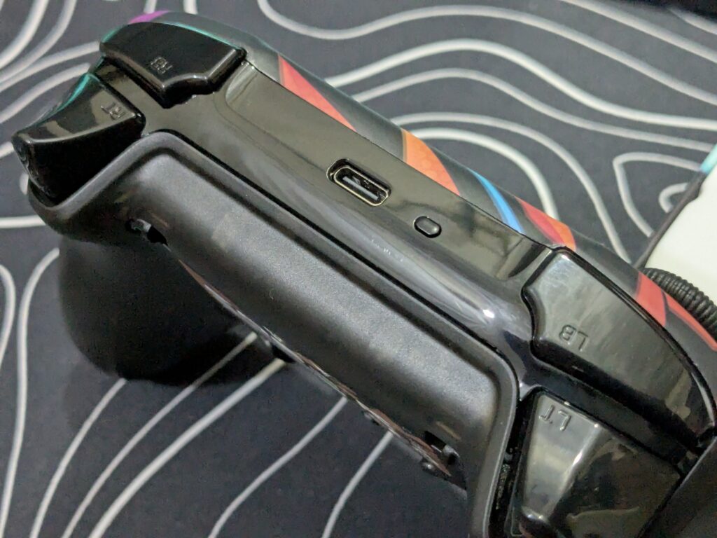 Fantech EOS Pro WGP15 review: An affordable controller with customisable features 16 Fantech EOS Pro WGP15 Controller - Top View