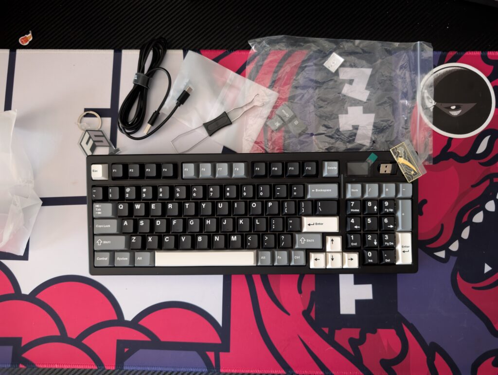 YUNZII IF99 Wireless Keyboard review – Stunning, creamy & packed with features 3 Yunzii IF99 - In the box