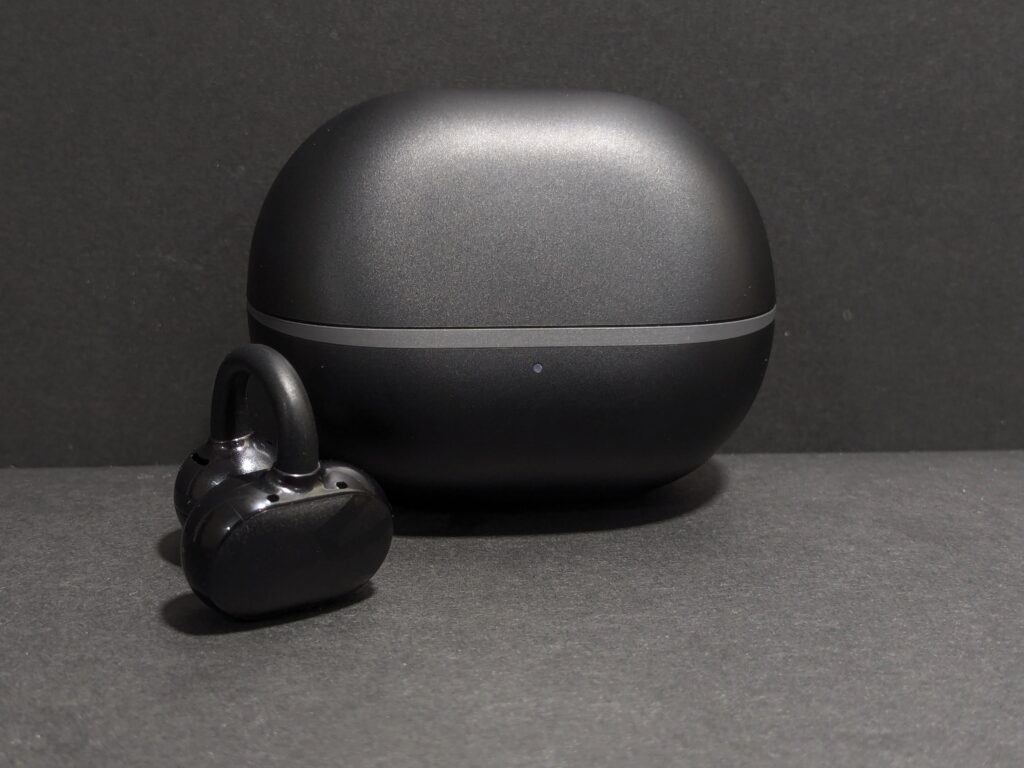 SoundPEATS Pop Clip Wireless Earbuds- A closeup shot of earbuds