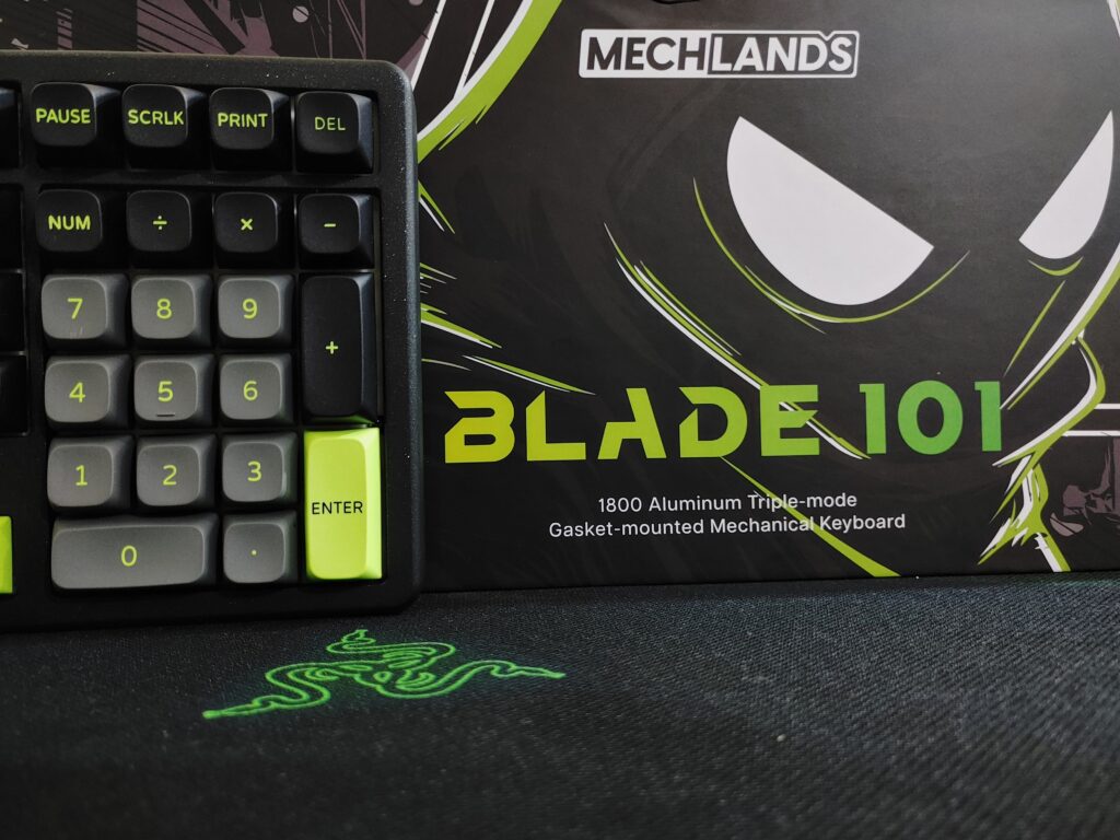 Mechlands Blade 101 - Keyboard and Box