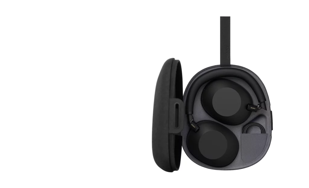 Sony’s powerful WH-1000XM6 headphones redefine noise cancelling and audio precision 10 Sony WH-1000XM6 Foldable case