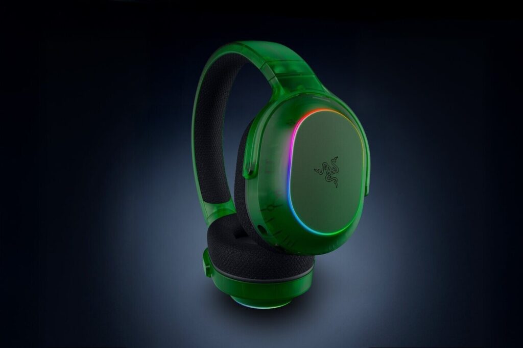 Razer Phantom Collection debuts with stunning translucent design and powerful Chroma RGB 7 Razer Barracuda X Chroma - Phantom Green Edition