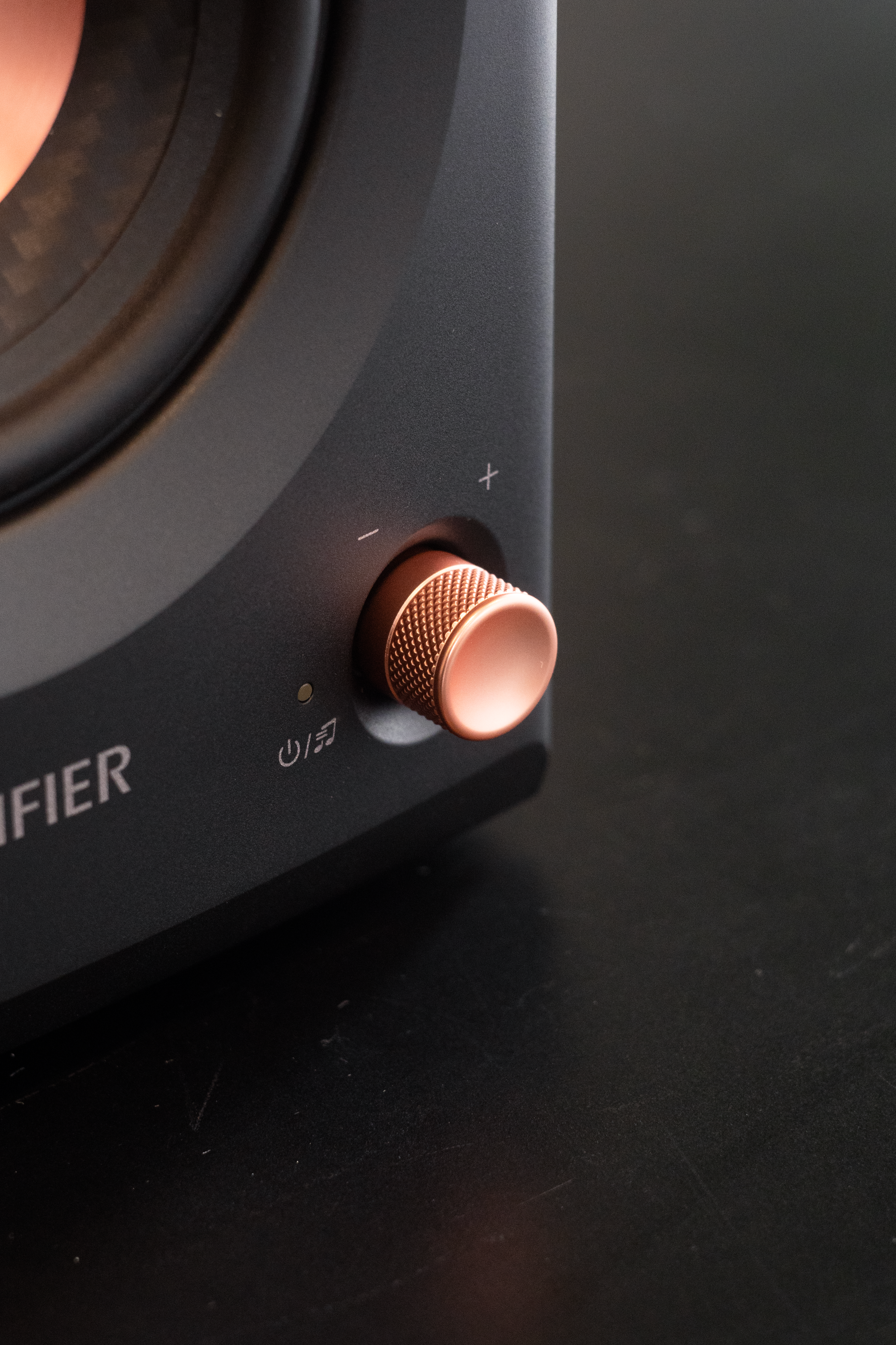 Edifier MR5 Monitors Launched with Powerful Tri-Amped Crossover 5