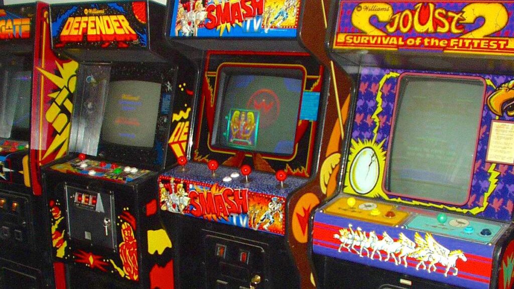Old Cabinet Arcade Games