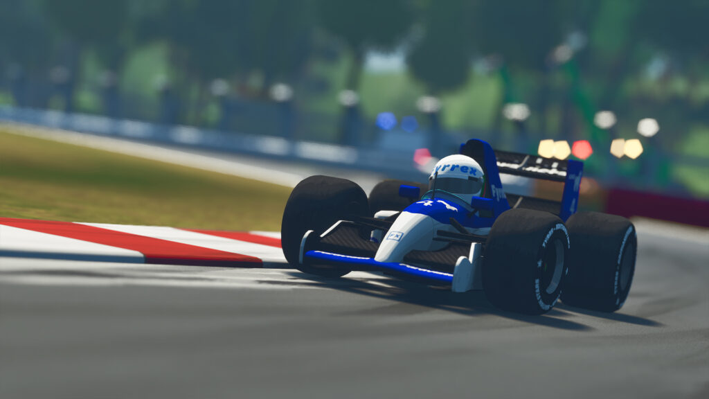 Formula Legends - Driver coming around bend