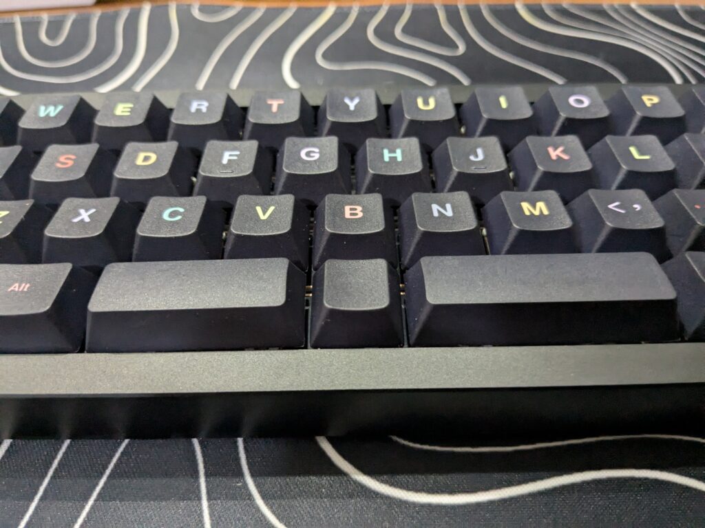 EPOMAKER Tide49 review: A compact and unique keyboard 11