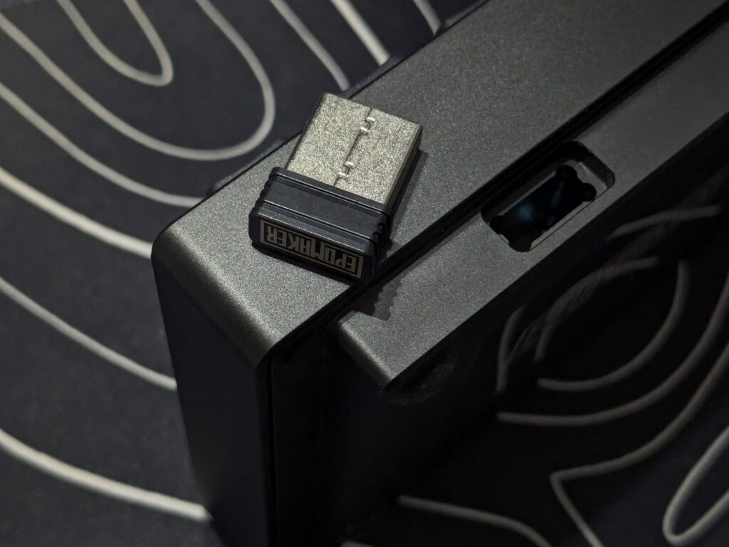 EPOMAKER Tide49 review: A compact and unique keyboard 6