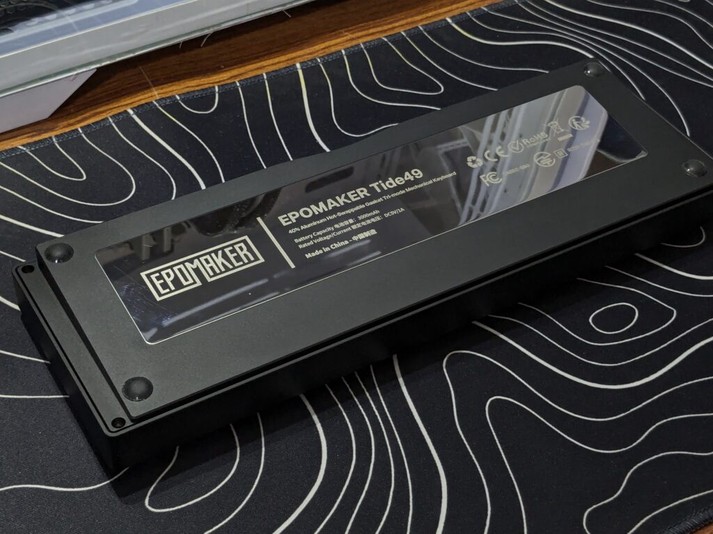 EPOMAKER Tide49 review: A compact and unique keyboard 8