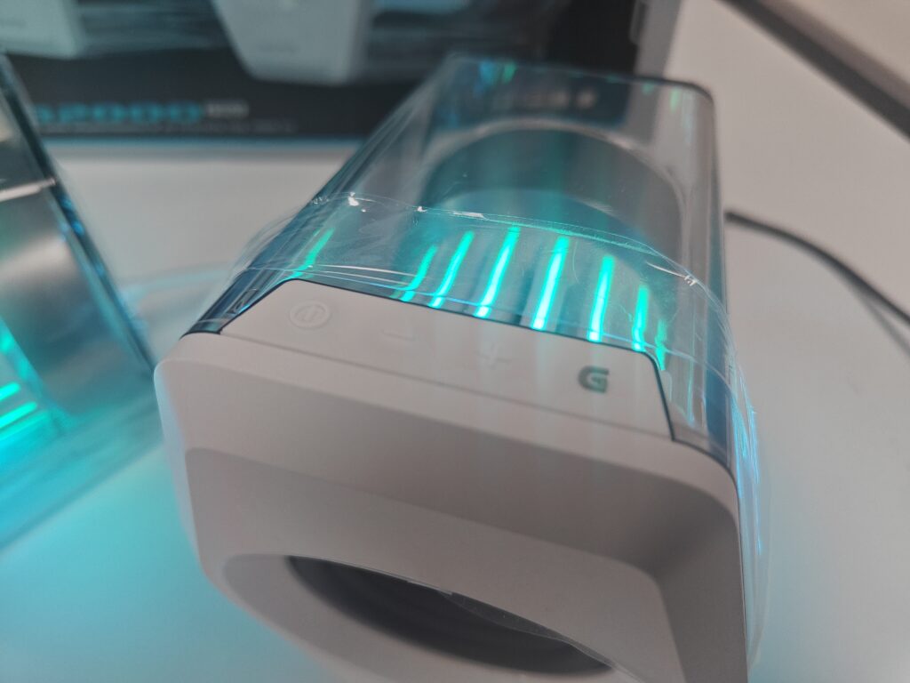 Edifier Hecate G2000 Pro controls on top of speaker