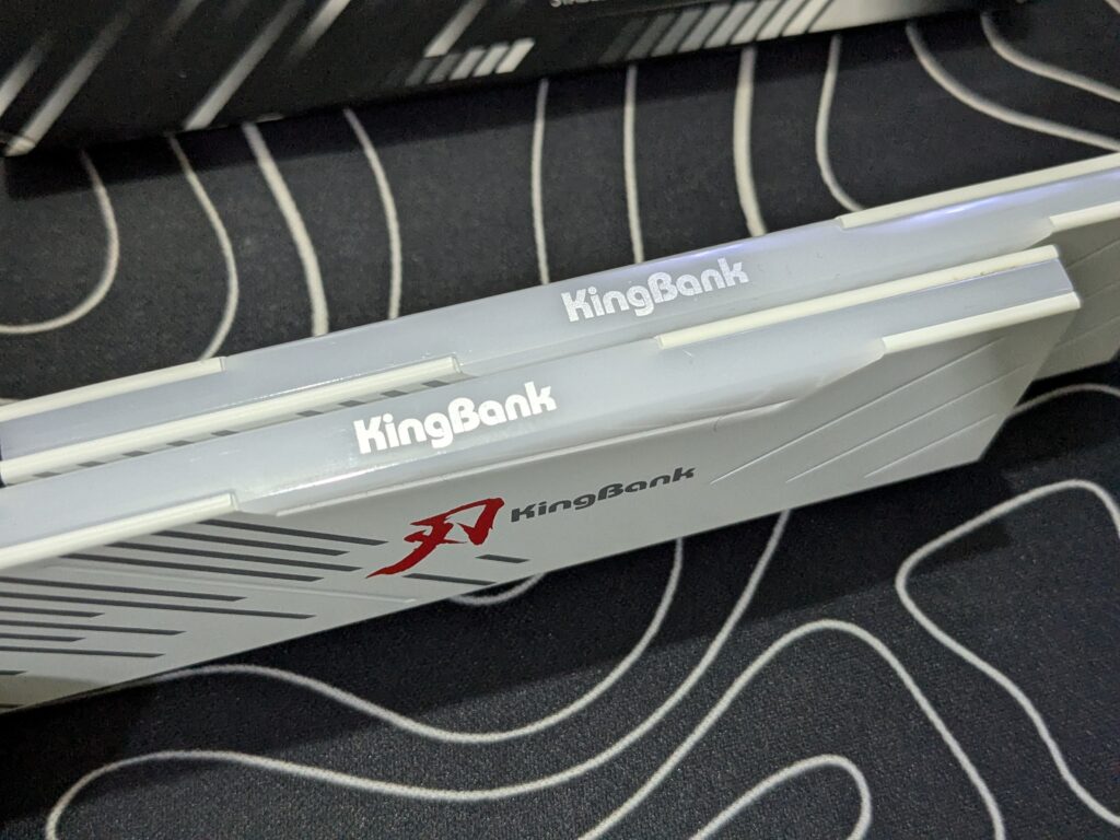 Top edge of KingBank Soarblade DDR5 6800MHz CL32