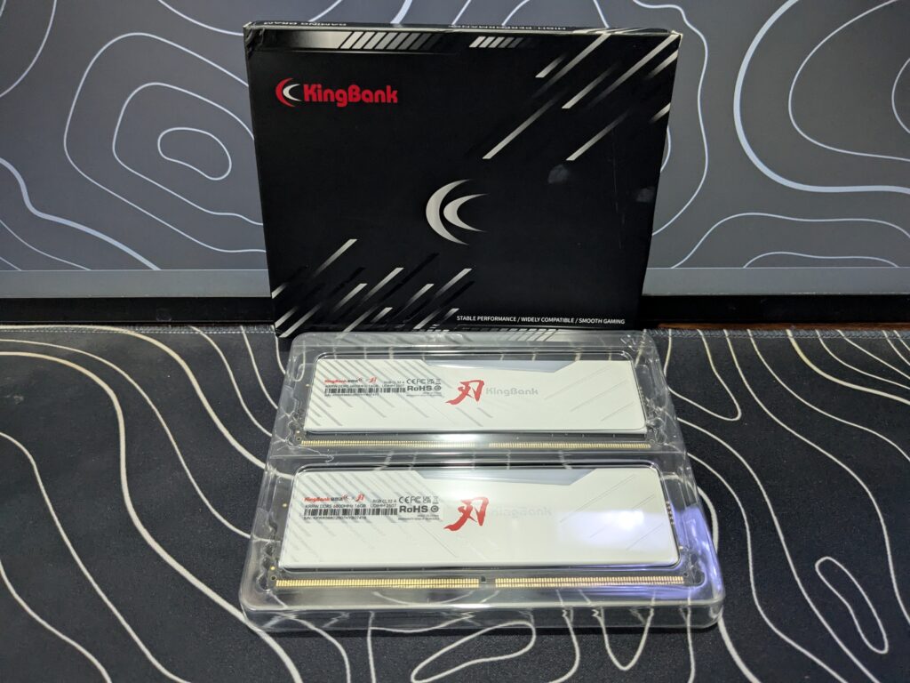 KingBank Soarblade DDR5 6800MHz CL32 - Box and contents