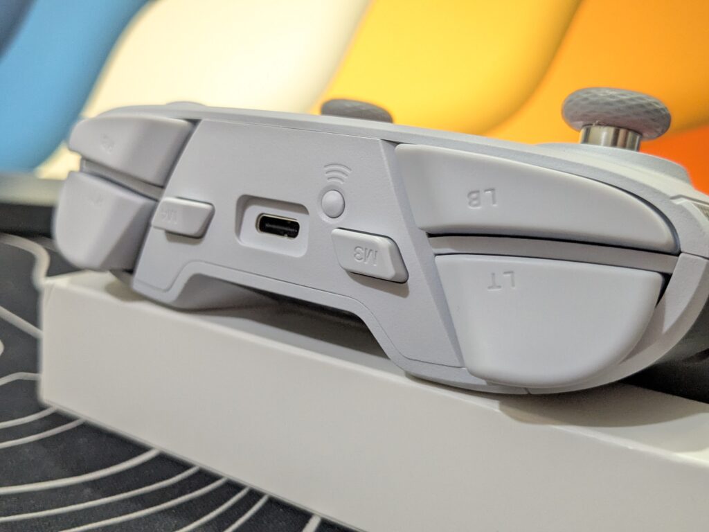 BIGBIGWON Blitz 2 TMR - Top of controller