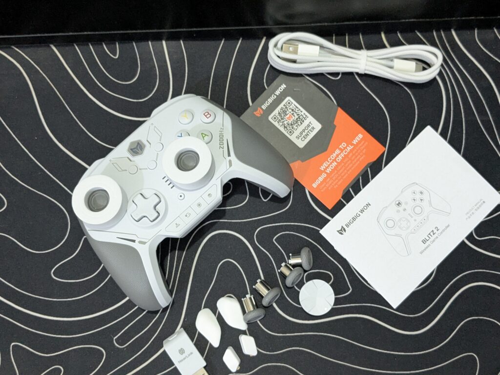 BIGBIGWON Blitz 2 TMR - Contents of the box