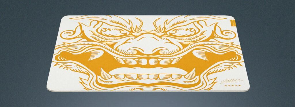 Razer Gigantus V2 Faker Edition mouse mat - Full view