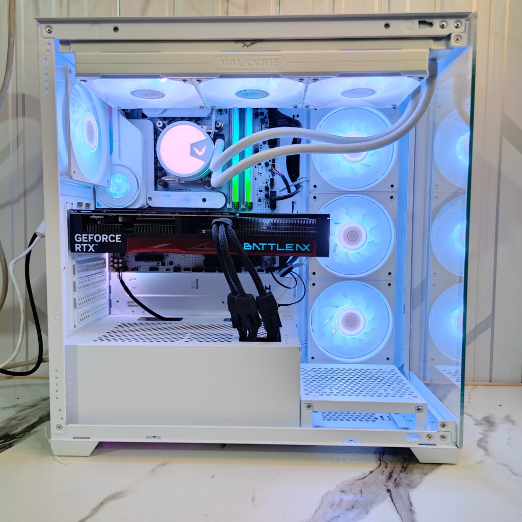 Ocypus Gamma C72 ARGB case - White light