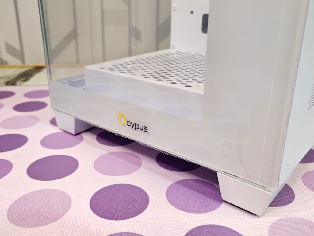 Ocypus Gamma C72 ARGB case - Close up of the Ocypus logo