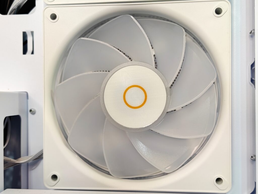 Ocypus Gamma C72 ARGB case - Close up of fan