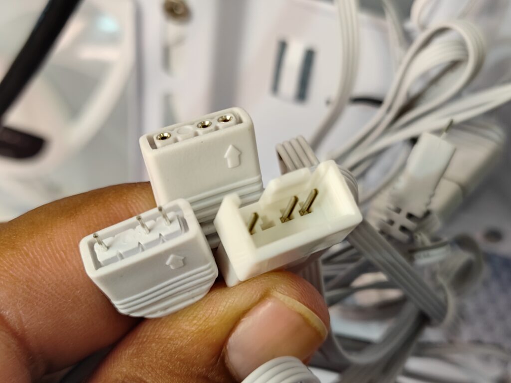 Ocypus Gamma C72 ARGB case - Cables for fans