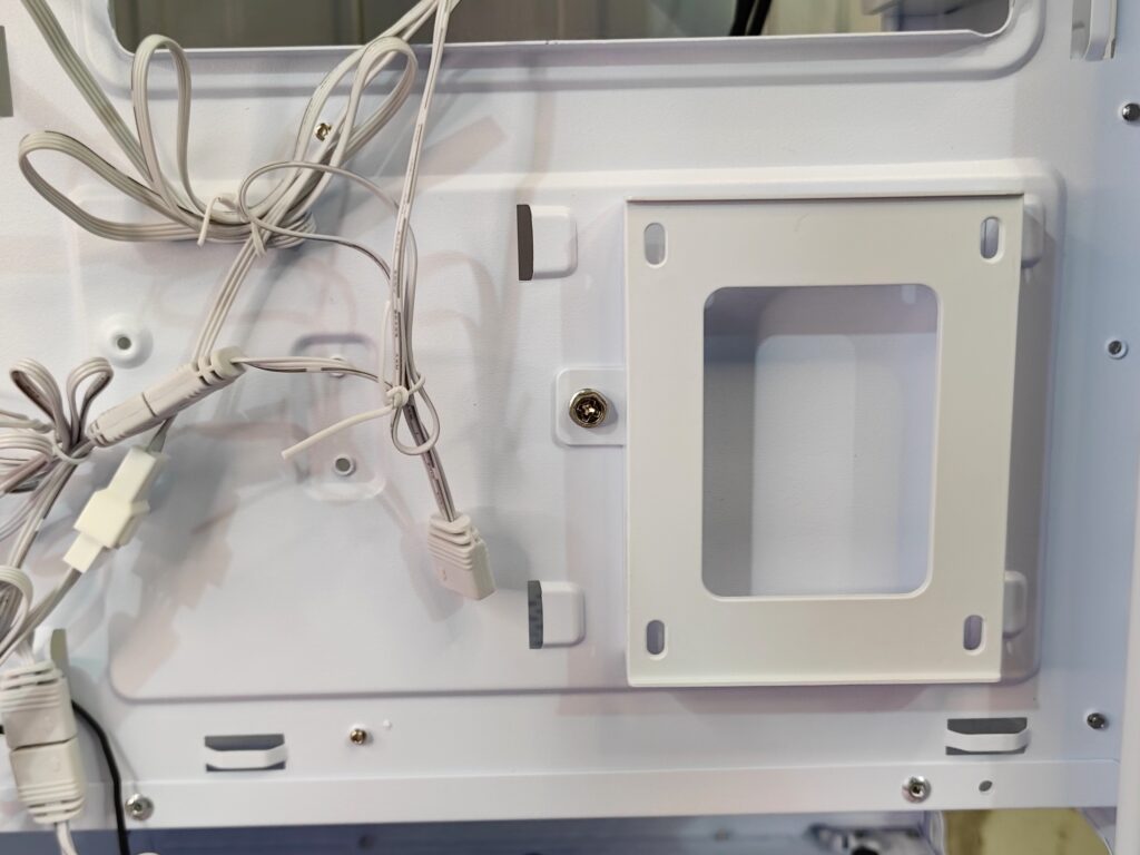 Ocypus Gamma C72 ARGB case - SSD tray