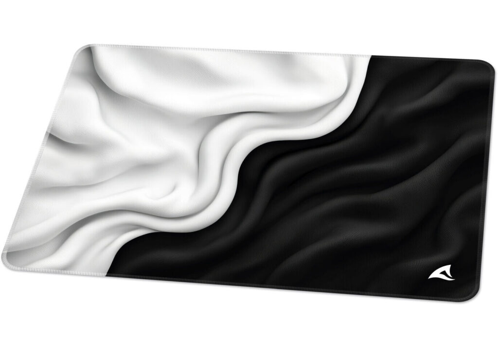 Sharkoon SKILLER SGP35 mouse mat - Key Art