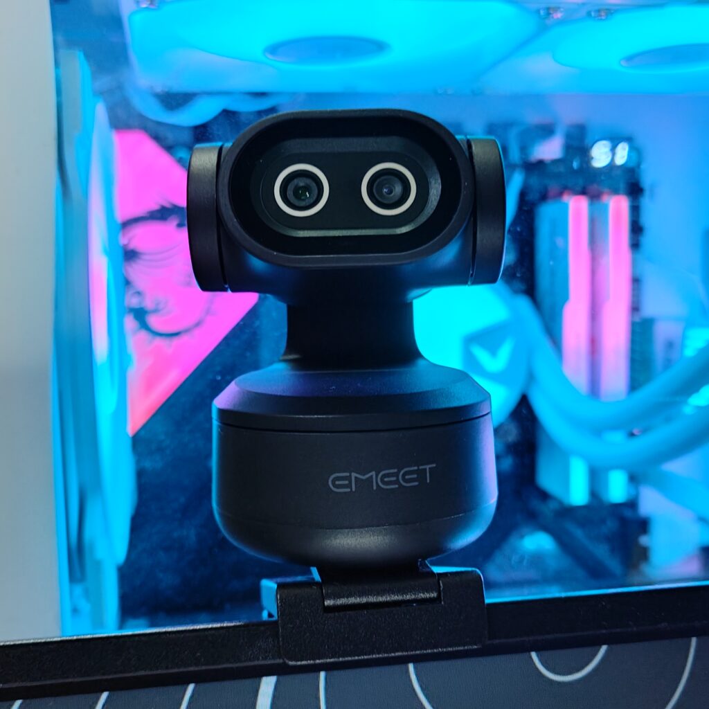 EMEET PIXY 4K dual-camera AI PTZ webcam review: Smart, sharp, but not quite perfect 19 EMEET PIXY 4K AI Webcam - Mounted, front view