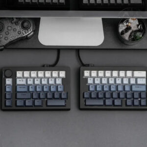 Epomaker Split70 - Key Art on a desk