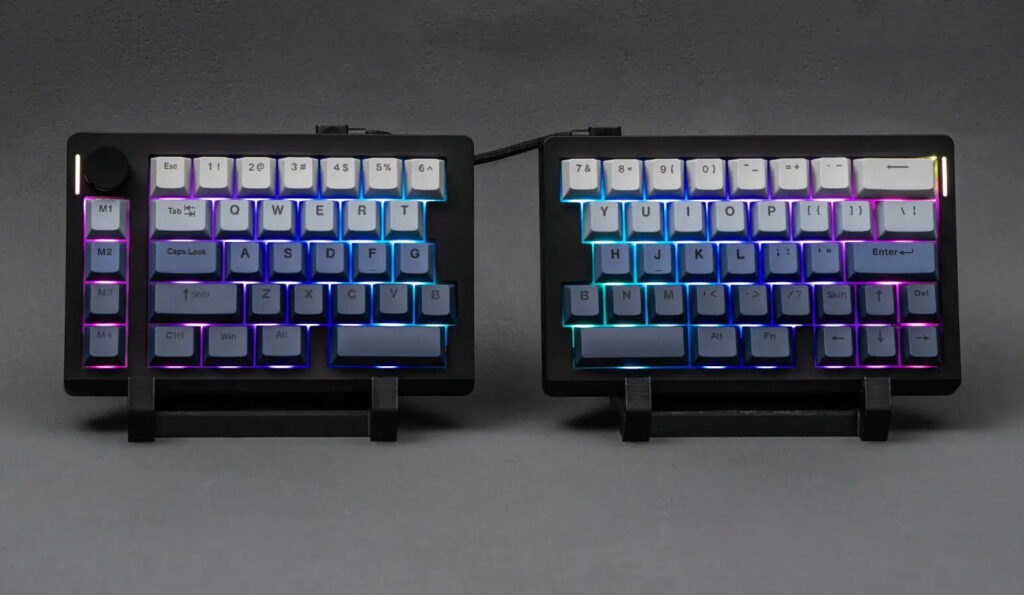 EPOMAKER Split70 - Black with RGB on