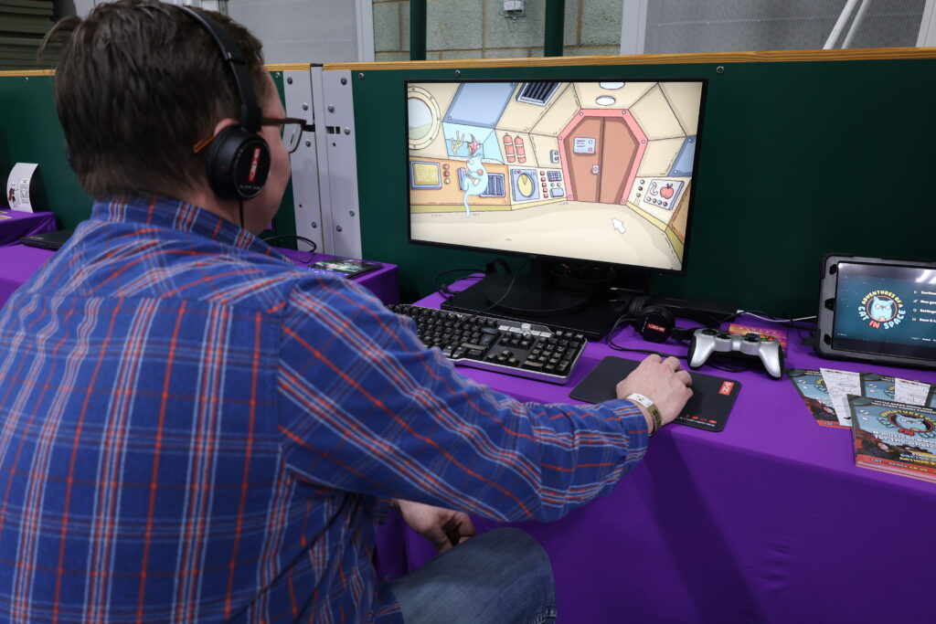 Bristol Video Games Expo - Playing Games