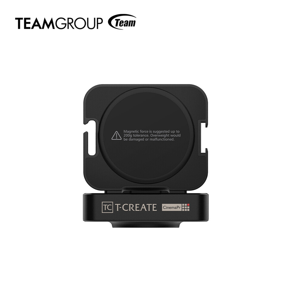 T-CREATE CinemaPr P36D Docking External SSD at the 2026 Taiwan Excellence Awards