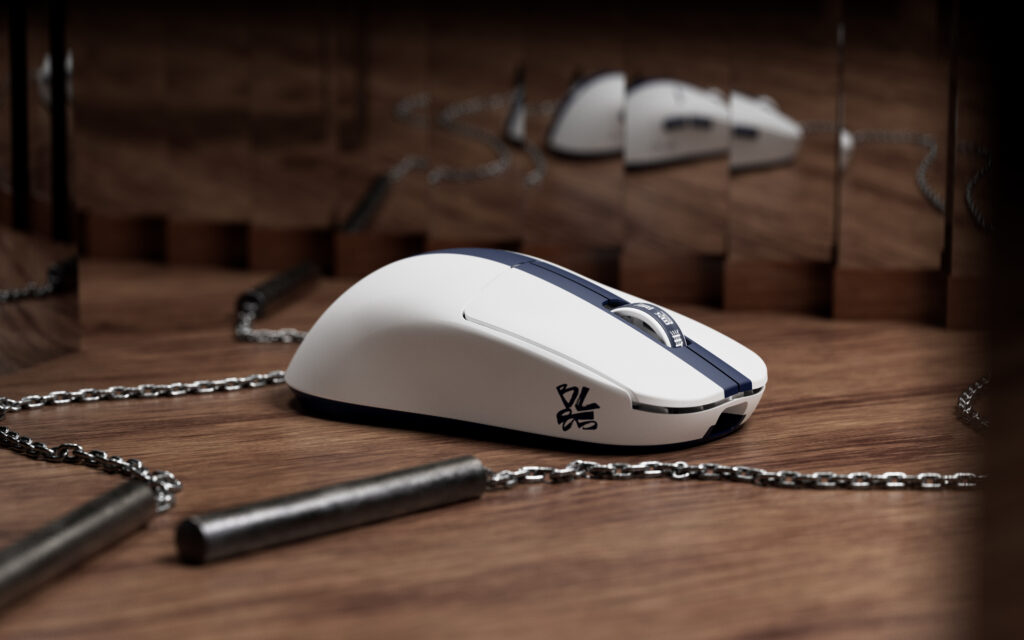 Pulsar Gaming Gears x Bruce Lee 85th Anniversary Collection - X2 CrazyLight Mini/Medium