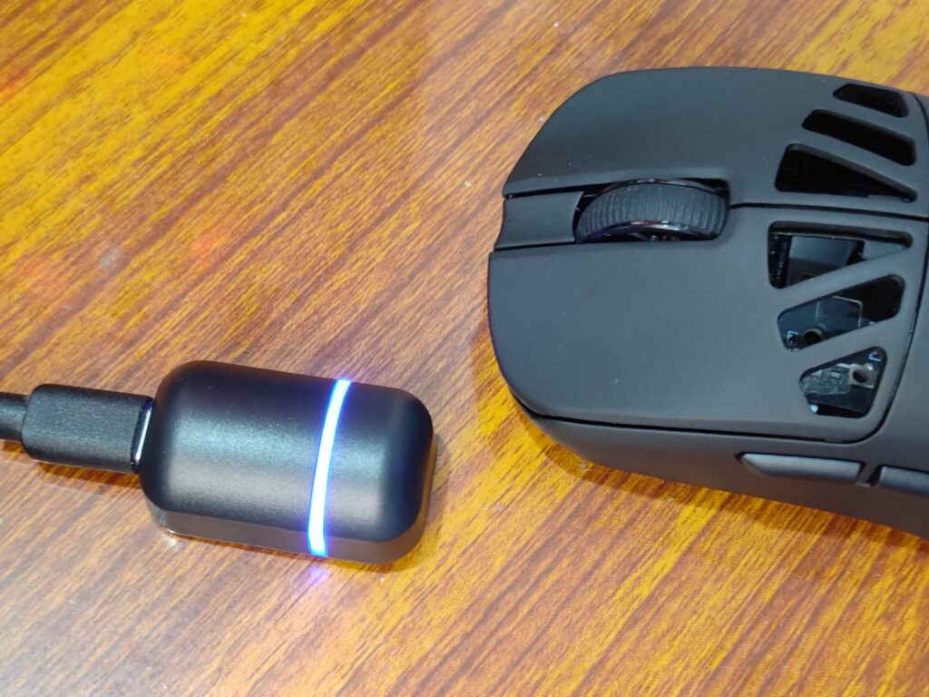 EPOMAKER CarbonX mouse review: Light, fast, and reliable 9