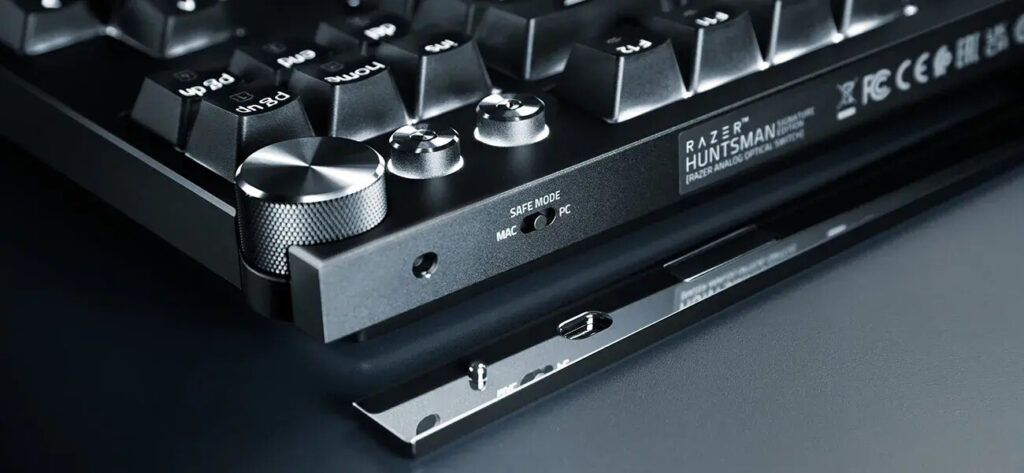 Razer unveils powerful and premium Huntsman Signature Edition keyboard 3 Razer unveils powerful and premium Huntsman Signature Edition keyboard 1